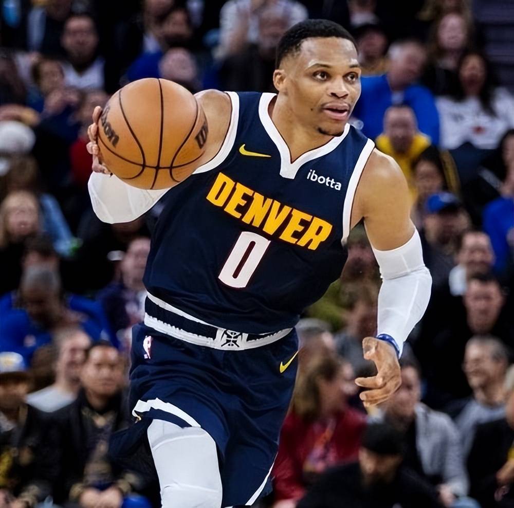 争相报道的 争相报道的