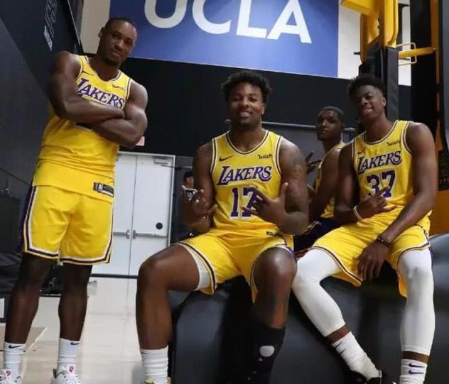 但在自由滑 但在自由滑